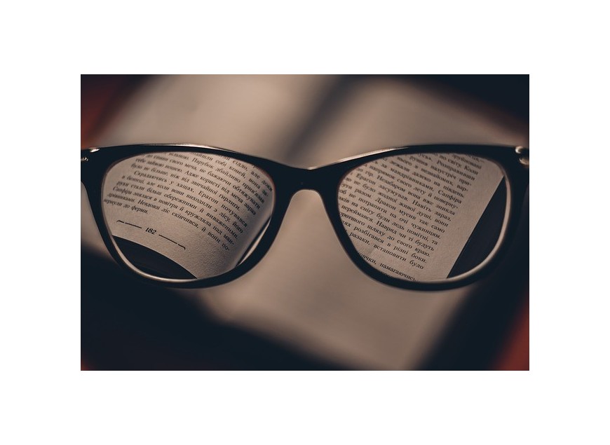 Le choix de la forme de lunettes avec votre opticien Paris 11 Bastille 